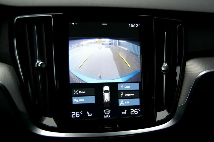 volvo-v60-plug-in-petrol-2020-big-20