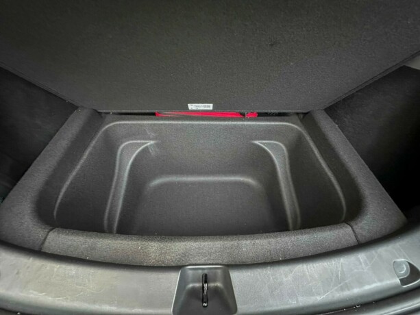 tesla-model-y-elektrisitet-2021-big-25