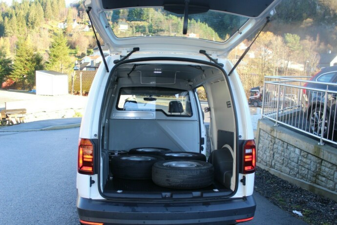 volkswagen-caddy-maxi-diesel-2019-big-4