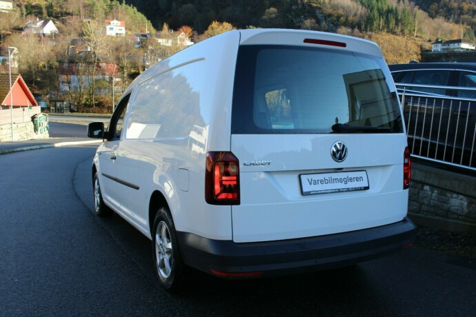 volkswagen-caddy-maxi-diesel-2019-big-2