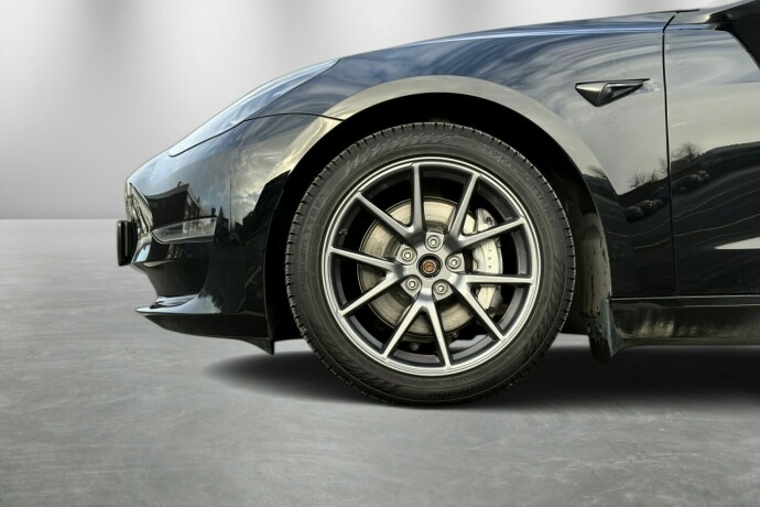 tesla-model-3-elektrisitet-2023-big-29