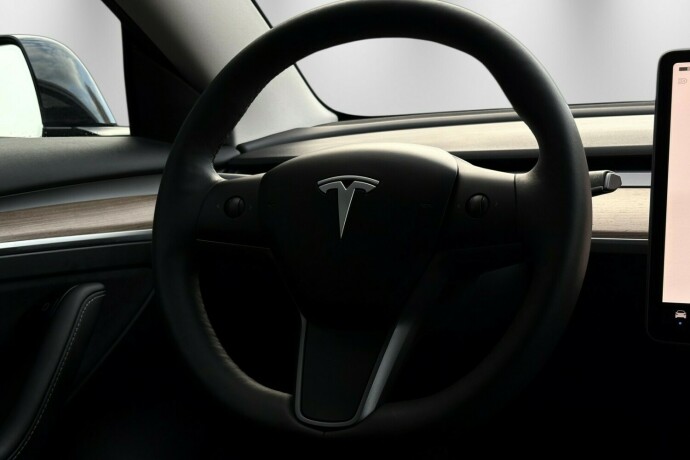 tesla-model-3-elektrisitet-2023-big-17