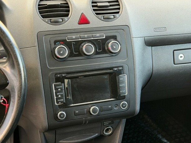 volkswagen-caddy-maxi-diesel-2011-big-7