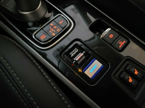 mitsubishi-outlander-plug-in-petrol-2021-big-24