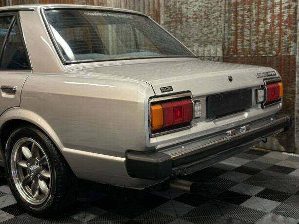 toyota-carina-bensin-1980-big-17