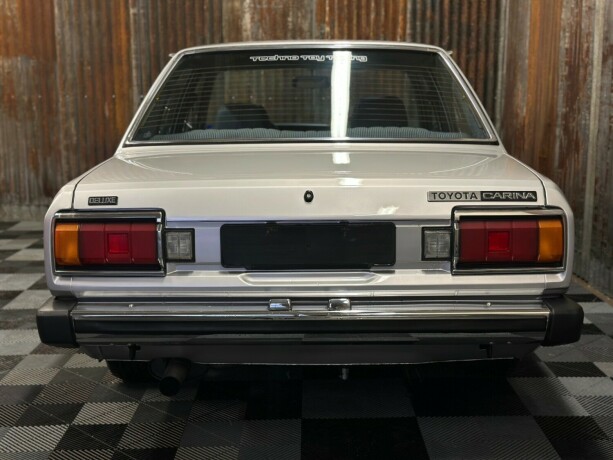 toyota-carina-bensin-1980-big-16