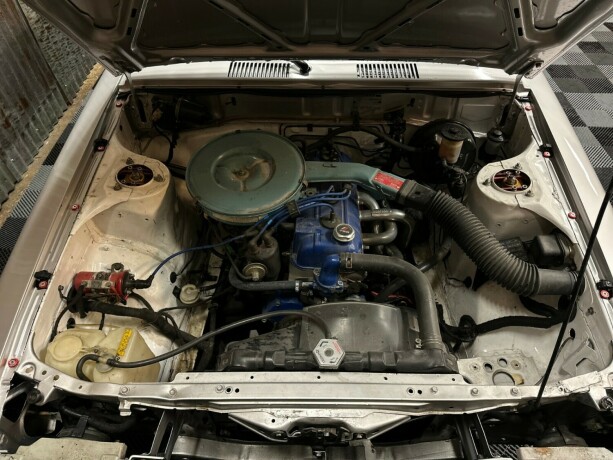 toyota-carina-bensin-1980-big-44