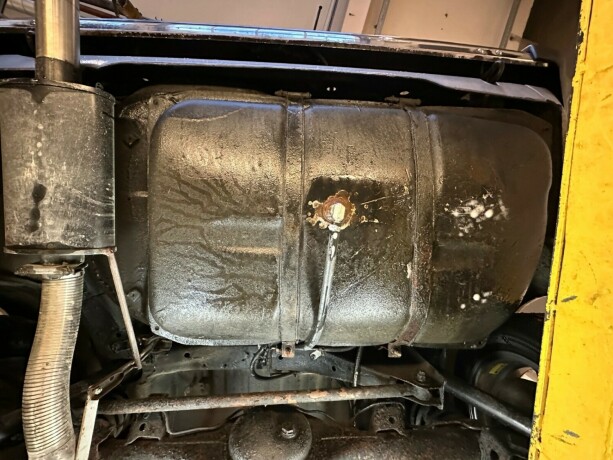 toyota-carina-bensin-1980-big-52