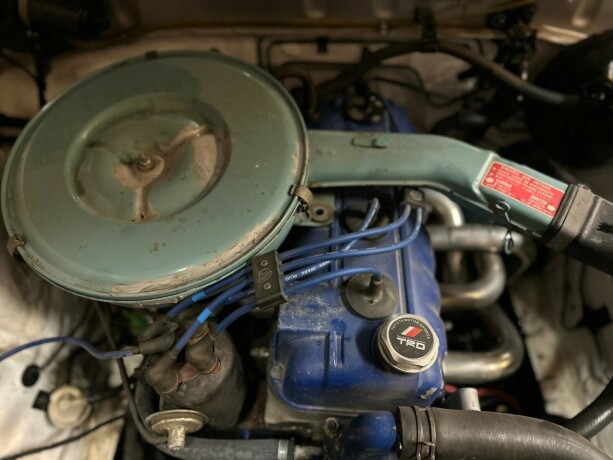 toyota-carina-bensin-1980-big-45