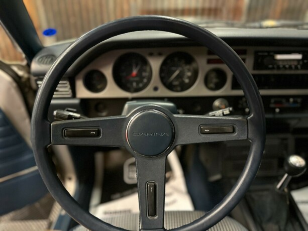 toyota-carina-bensin-1980-big-23