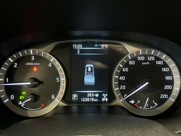 nissan-navara-diesel-2018-big-35