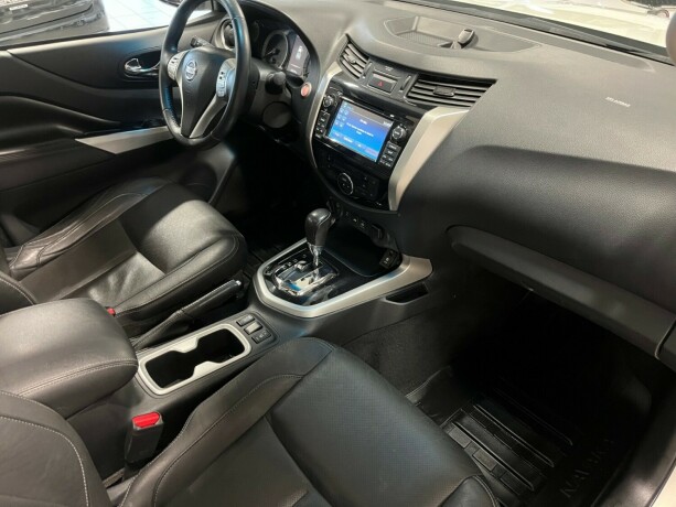 nissan-navara-diesel-2018-big-24