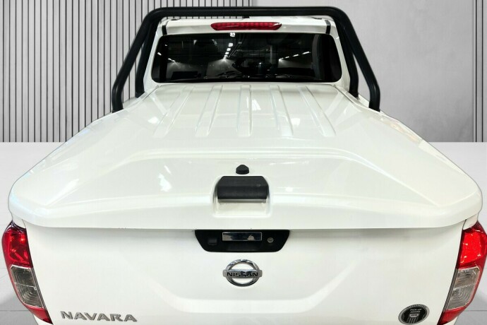 nissan-navara-diesel-2018-big-8