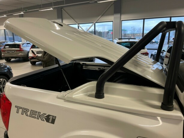 nissan-navara-diesel-2018-big-26