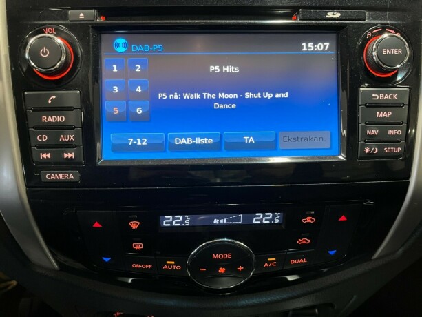 nissan-navara-diesel-2018-big-42