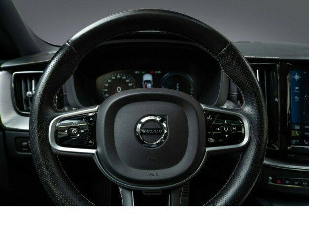 volvo-xc-60-elektrisitetbensin-2019-big-12