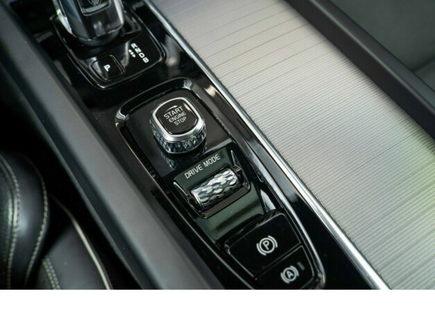 volvo-xc-60-elektrisitetbensin-2019-big-16