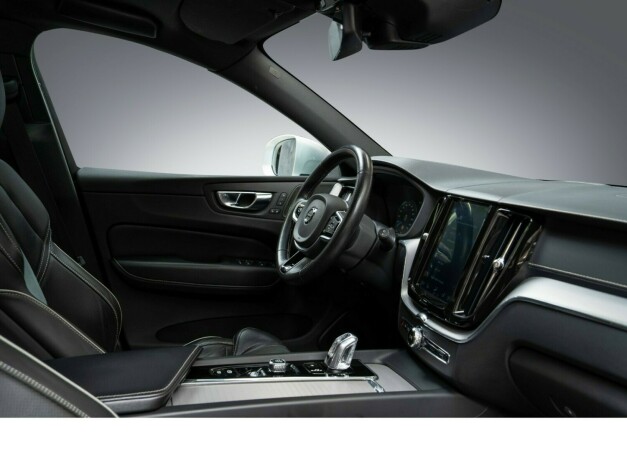 volvo-xc-60-elektrisitetbensin-2019-big-26