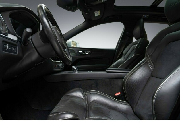 volvo-xc-60-elektrisitetbensin-2019-big-22