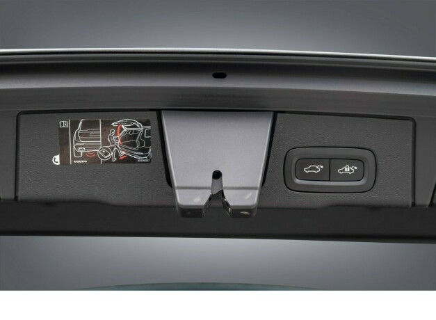 volvo-xc-60-elektrisitetbensin-2019-big-31