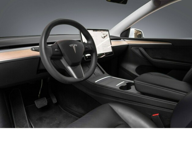 tesla-model-y-elektrisitet-2023-big-21