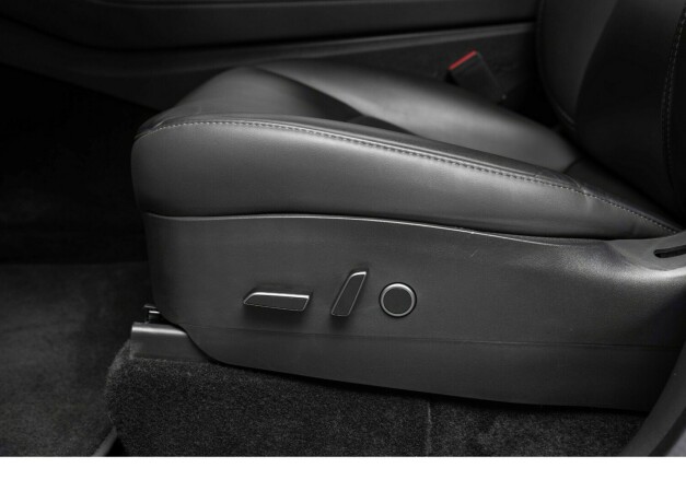 tesla-model-y-elektrisitet-2023-big-24