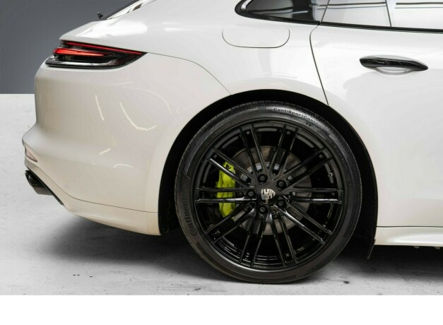 porsche-panamera-elektrisitetbensin-2019-big-10