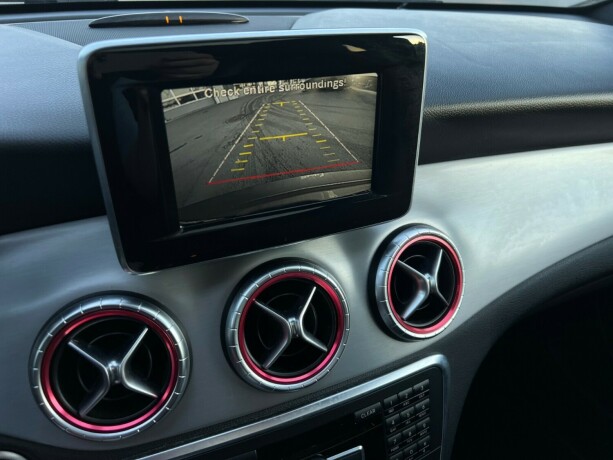 mercedes-benz-cla-bensin-2015-big-24