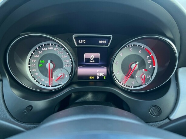 mercedes-benz-cla-bensin-2015-big-27