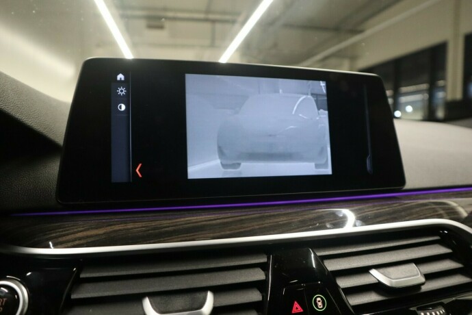 bmw-5-serie-bensin-2018-big-51