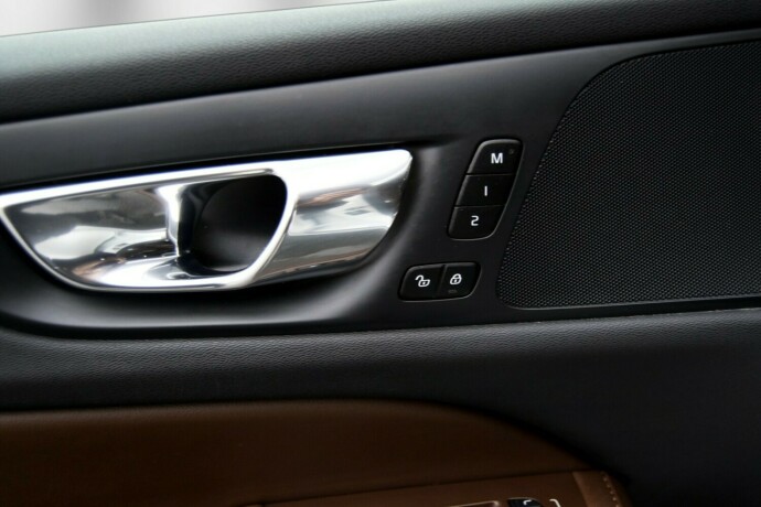 volvo-v60-plug-in-petrol-2020-big-21