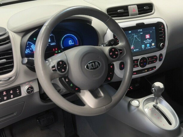 kia-soul-elektrisitet-2018-big-10