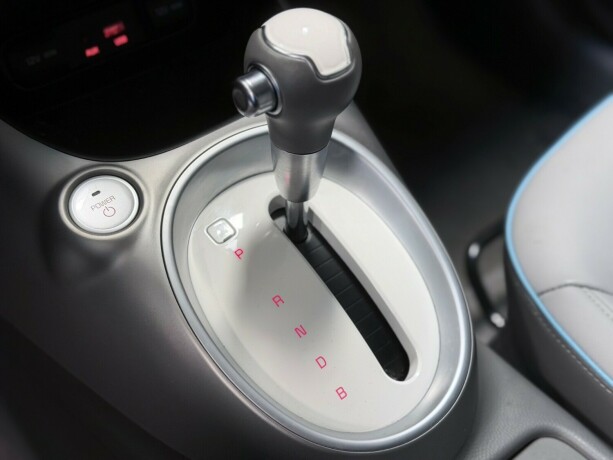 kia-soul-elektrisitet-2018-big-21