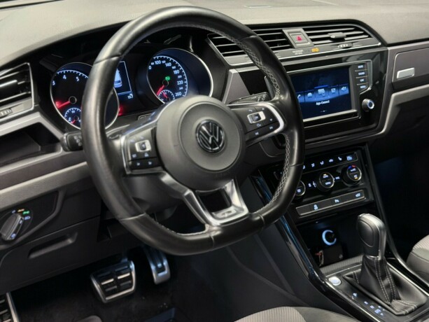 volkswagen-touran-bensin-2017-big-10