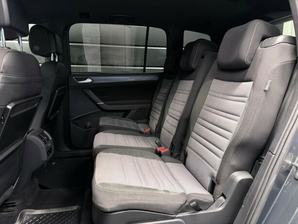 volkswagen-touran-bensin-2017-big-16