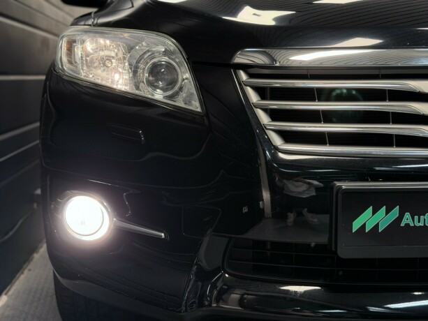 toyota-rav4-bensin-2011-big-27