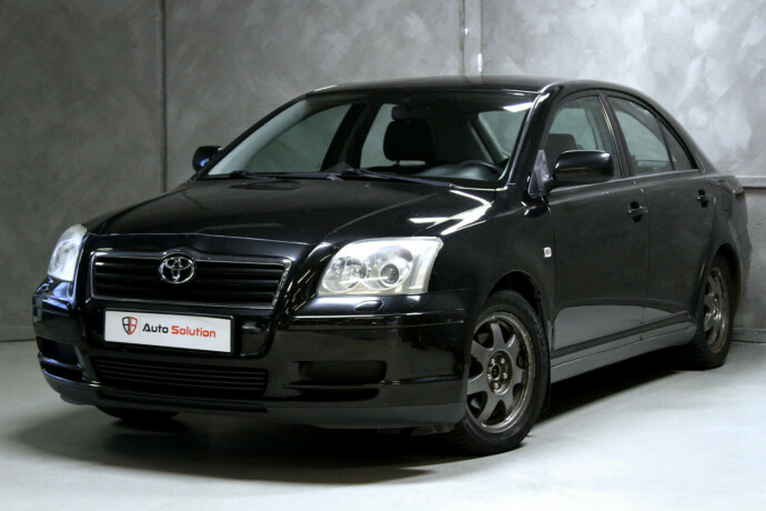 toyota-avensis-bensin-2004-big-0