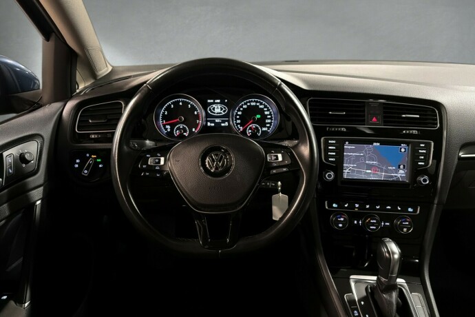 volkswagen-golf-bensin-2016-big-11