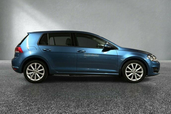 volkswagen-golf-bensin-2016-big-5