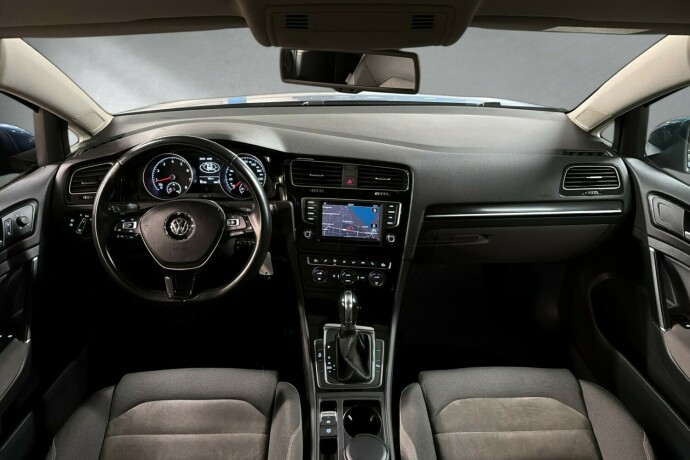 volkswagen-golf-bensin-2016-big-10