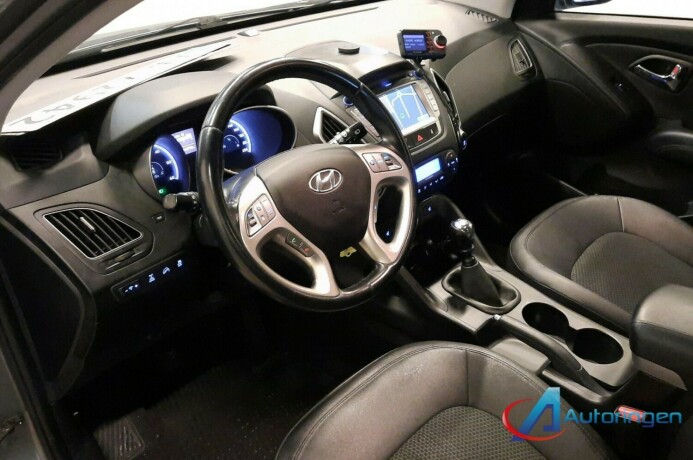 hyundai-ix35-diesel-2013-big-9