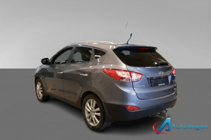 hyundai-ix35-diesel-2013-big-2