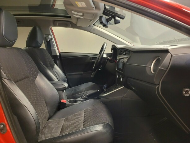 toyota-auris-elektrisitetbensin-2014-big-10