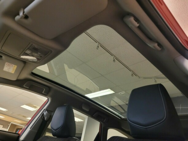 toyota-auris-elektrisitetbensin-2014-big-17