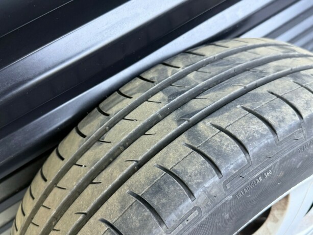 toyota-corolla-bensin-2004-big-28