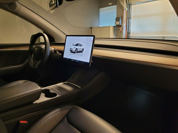 tesla-model-y-elektrisitet-2022-big-12