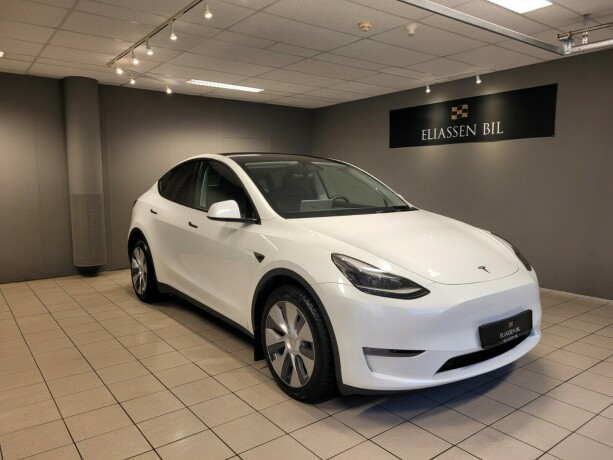 tesla-model-y-elektrisitet-2022-big-9