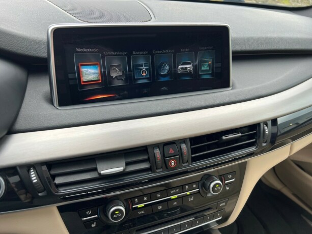 bmw-x5-elektrisitetbensin-2017-big-21