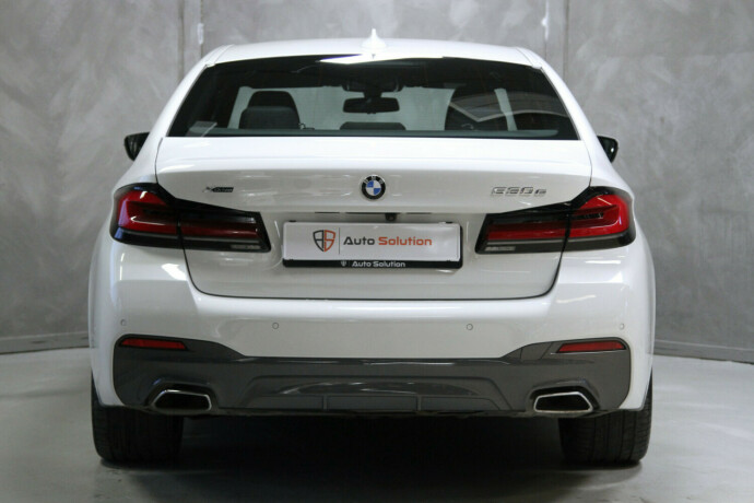 bmw-5-serie-elektrisitetbensin-2021-big-29