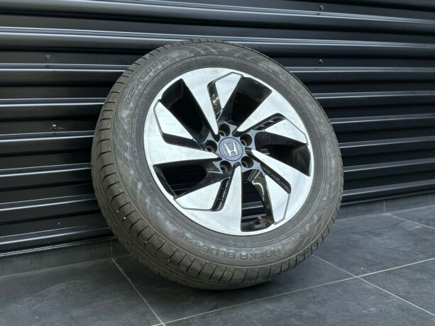 honda-cr-v-bensin-2016-big-36